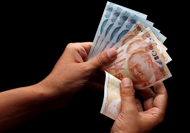 Vakıflarından 4 ayda 37 milyon lira yardım