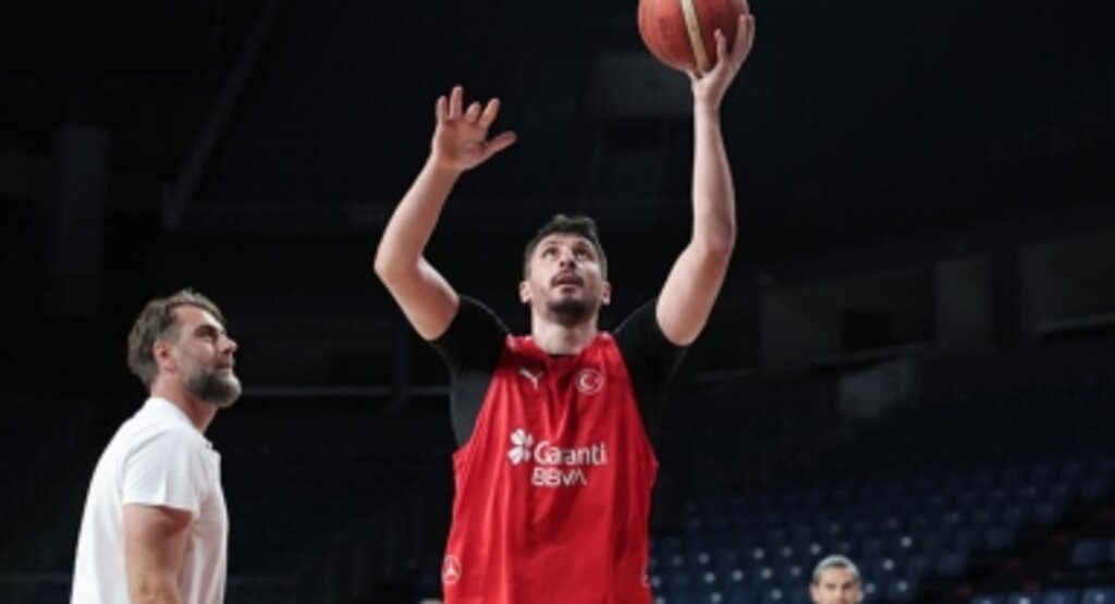 Milli Erkek Basketbol Takımı'nda Büyük Britanya maçı hazırlıkları