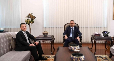 Rektör Topal'dan Milli Eğitim Bakanı Prof. Dr. Mahmut Özer'e ziyaret