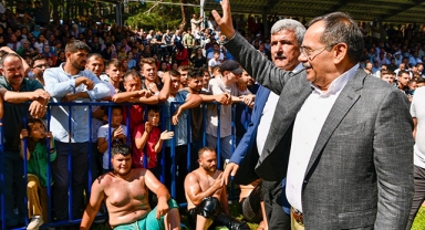 Başkan Demir: İlçelerimizin tüm sorunlarına el atıyoruz