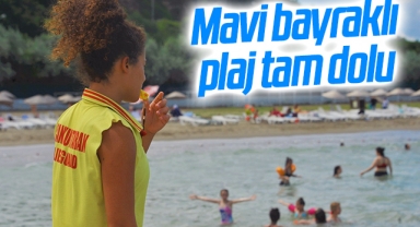 Samsun'da Mavi bayraklı plaj tam dolu