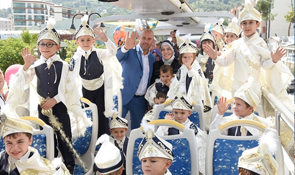 Tekkeköy’de geleneksel sünnet şöleni