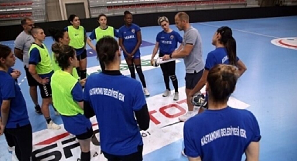 Kastamonu Belediyespor, Şampiyonlar Ligi'ndeki Buducnost maçının hazırlıklarını tamamladı