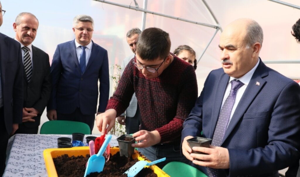 Özel çocuklar endemik bitki olan