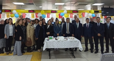 Samsun'da PTT'nin 182'inci müşterisine yıl dönümü hediyesi verildi