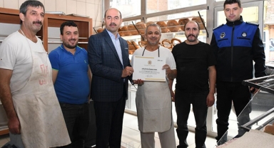 Terme'de örnek fırınlara teşekkür belgesi