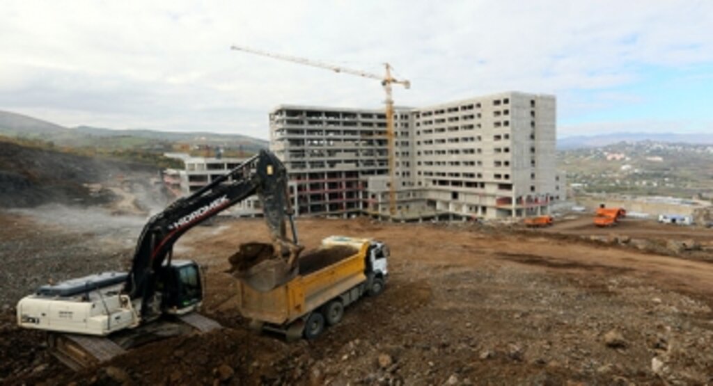 Samsun Şehir Hastanesi'nin inşaatı yükseliyor