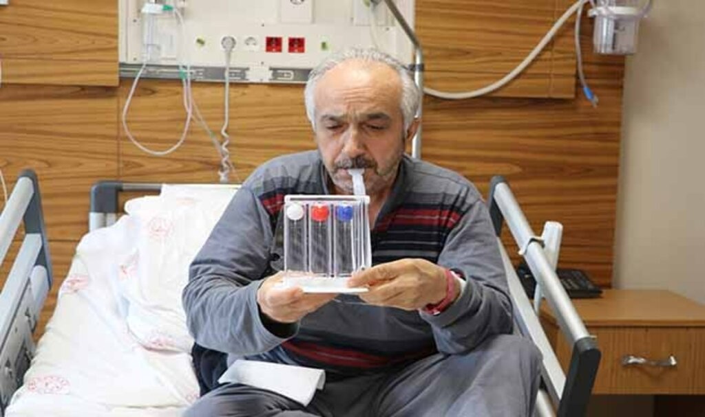 Trabzon'da 5 hasta göğüs kafesi açılmadan koroner baypas edildi