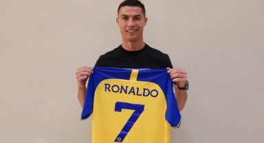Ronaldo yıllık maaşı en yüksek sporcu olacak