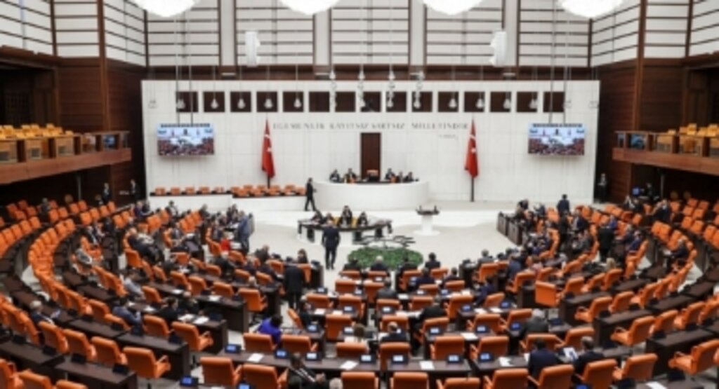 Başörtüsüne anayasal güvence teklifi, gelecek hafta TBMM Anayasa Komisyonunun gündemine alınacak