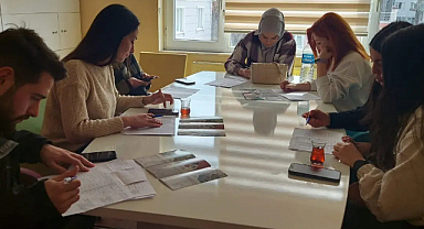 19 Mayıs HEM depremzedeleri kurslar hakkında bilgilendiriliyor