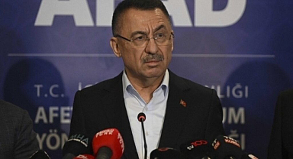 Cumhurbaşkanı Yardımcısı Oktay: 1600'ün üzerinde ilave arama kurtarma ekiplerini Hatay'a gönderiyoruz