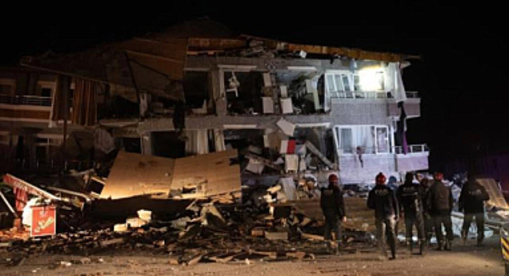 Deprem anı görüntüleri! Hatay deprem anı! Hatay depremi kaç şiddetinde oldu? Hatay depremi kamera kayıtları izle!