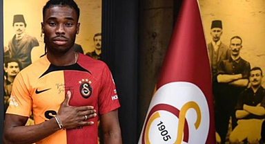 Galatasaray'da daha önce eşi benzeri görülmedi! Yeni transfer kulüp tarihine geçti