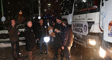 Havza Belediyesince deprem bölgesine yakacak dolu 3 kamyon gönderildi
