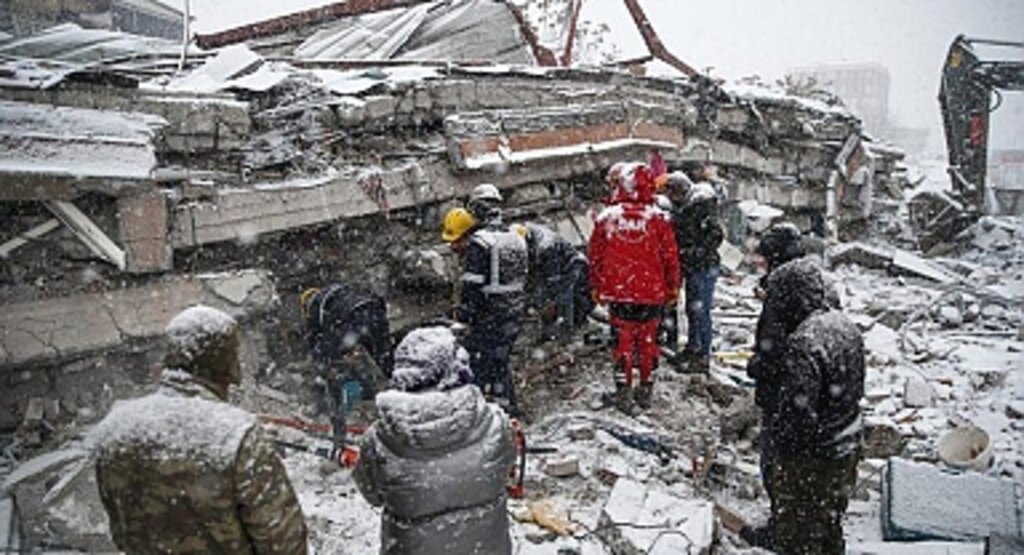 Meteoroloji uzmanı süre verip uyardı: Sıcaklık eksi dereceye düşecek! Depremden etkilenen 10 şehirde hava durumu...