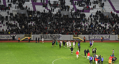 Orduspor 1967 ile Samsunspor, depremzedelere destek maçında karşılaştı