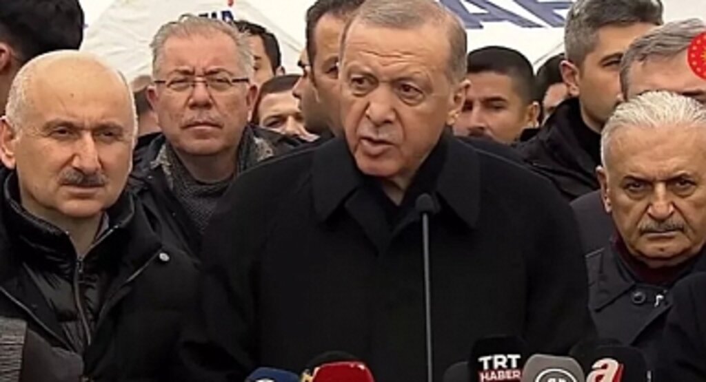 Son dakika: Depremde can kaybı 18 bin 991'e yükseldi! Cumhurbaşkanı Erdoğan Adıyaman'da duyurdu...
