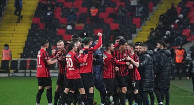 TFF'den güzel karar: Ligden çekilen takımlar beraberlik bonusu alacak