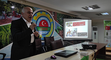 Salıpazarı'nda arı yetiştiricilerine arılarda ilkbahar bakımı eğitimi verildi