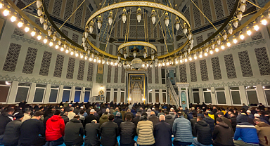 Samsun'da ilk teravih namazı kılımdı