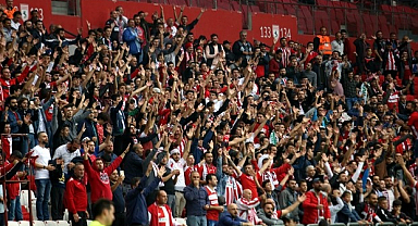 Samsunspor maçında taraftarlar tribüne yemekle girebilecek