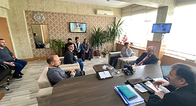 19 Mayıs Anadolu Lisesi oryantiring sporcularından Milli Eğitim Müdürüne ziyaret