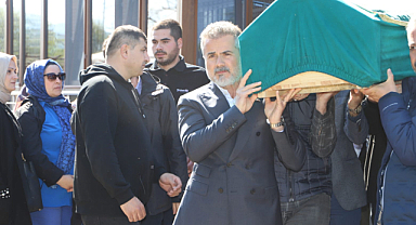 Eski Gençlik ve Spor Bakanı Suat Kılıç'ın Anne Acısı