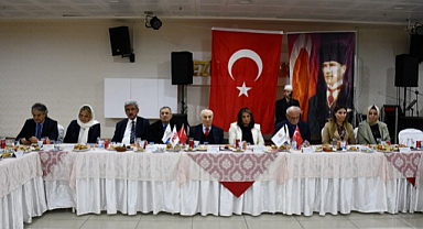 Vezirköprü'de iftar programı düzenlendi