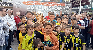Samsunspor'un şampiyonluk kupası Termeli taraftarlarla buluştu