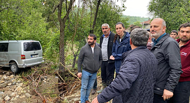 AK Parti'li Karaaslan, selden zarar gören Ladik ilçesini ziyaret etti