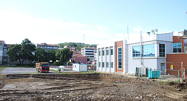 Alaçam'da kapalı yüzme havuzunun yapımına başlandı