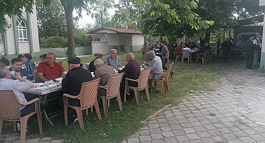 Çarşamba'da Cumhurbaşkanı Erdoğan'ın seçim başarısı nedeniyle mevlit okutuldu