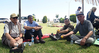 OMÜ'de yaşlılar için doğa etkinliği düzenlendi