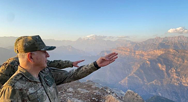 Son dakika... YAŞ toplantısı sona erdi: TSK'nın yeni komuta kademesi açıklandı... Genelkurmay Başkanı Metin Gürak oldu!