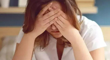 Bu belirtiler varsa dikkat! Her 2 kişiden 1’inde bu hastalık var, vakit kaybetmeden doktora görünün