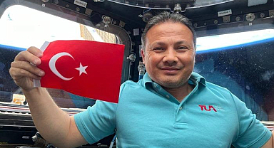Peş peşe ertelemeler yaşanmıştı! Alper Gezeravcı'nın dünyaya dönüş saati belli oldu