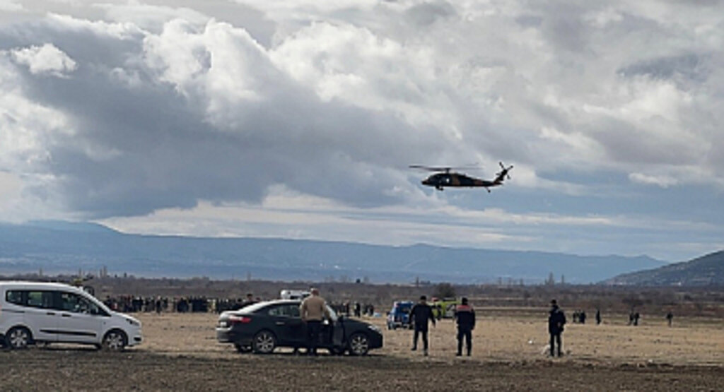 Isparta'da askeri helikopterin düşmesi sonucu 6 asker şehit oldu