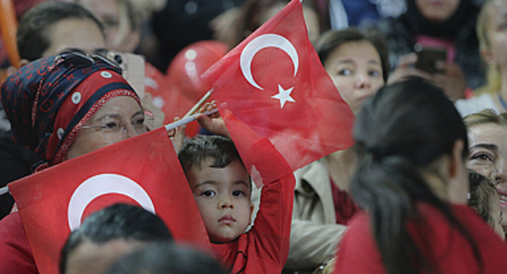 Karadeniz'de 23 Nisan Coşkusu: Samsun’da Minikler Sahnedeydi