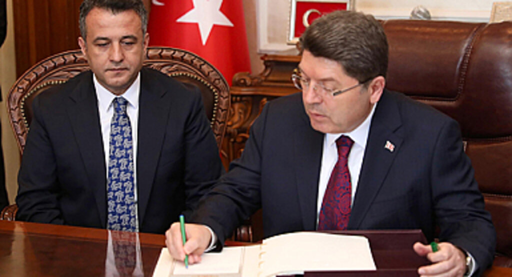 Adalet Bakanı Yılmaz Tunç’tan Başkan Halit Doğan’a Ziyaret