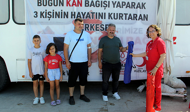 Kızılay'dan Kamp Sandalyesi Hediye