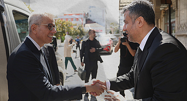Bakan Memişoğlu Samsun’da: Başkan Doğan Makamında Misafir Etti