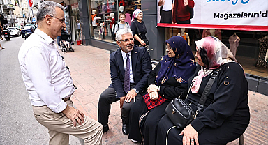 Başkan İhsan Kurnaz Gazi Caddesi’nde Esnaflarla Buluştu