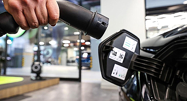 Türkiye’de Elektrikli Araç Şarj Soket Sayısı Ağustosta 33 Bini Aştı