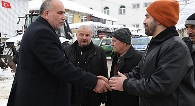 Canik’te karla mücadele aralıksız sürüyor: Ekipler 7/24 sahada