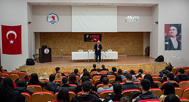 OMÜ’de “Medya ve Algı Yönetimi” Konferansı Gerçekleşti