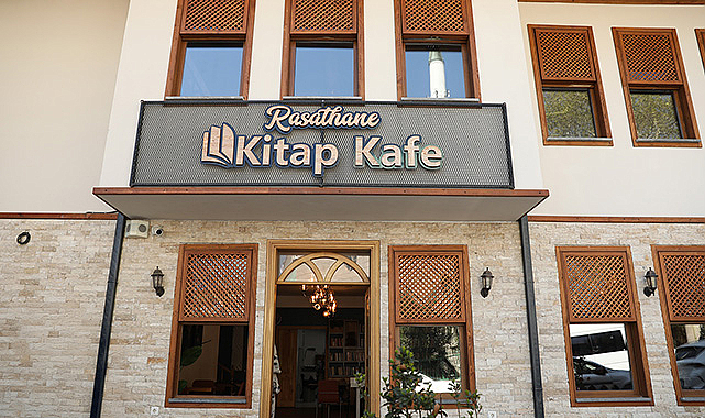 Rasathane Kitap Kafe Gençlerin Uğrak Noktası Oldu
