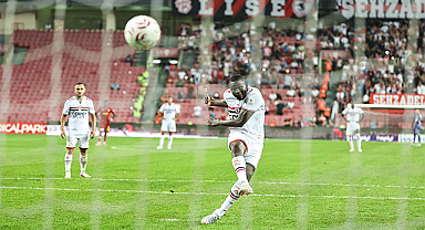 Samsunspor Sezona 1 Puanla Başladı: Göztepe ile 3-3 Berabere Kaldı