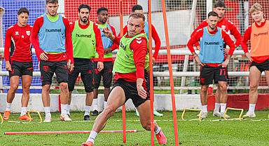 Samsunspor’da Trabzonspor Derbisi Hazırlıkları Sürüyor: Nuri Asan Tesisleri’nde Turnuva Mesaisi