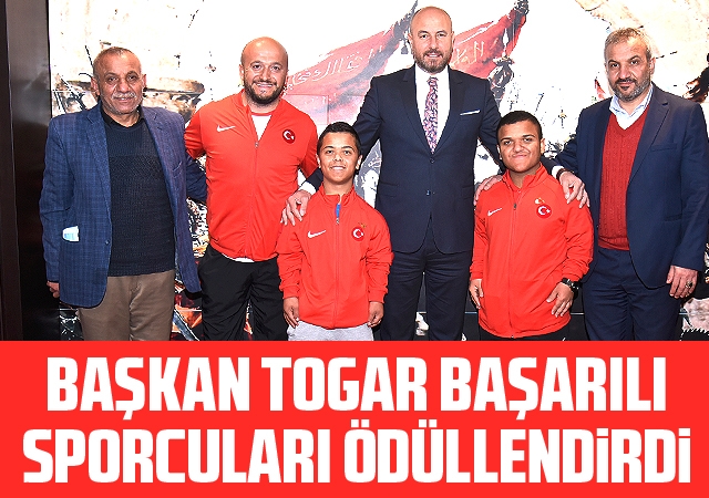 Başkan Togar Başarılı Sporcuları Ödüllendirdi